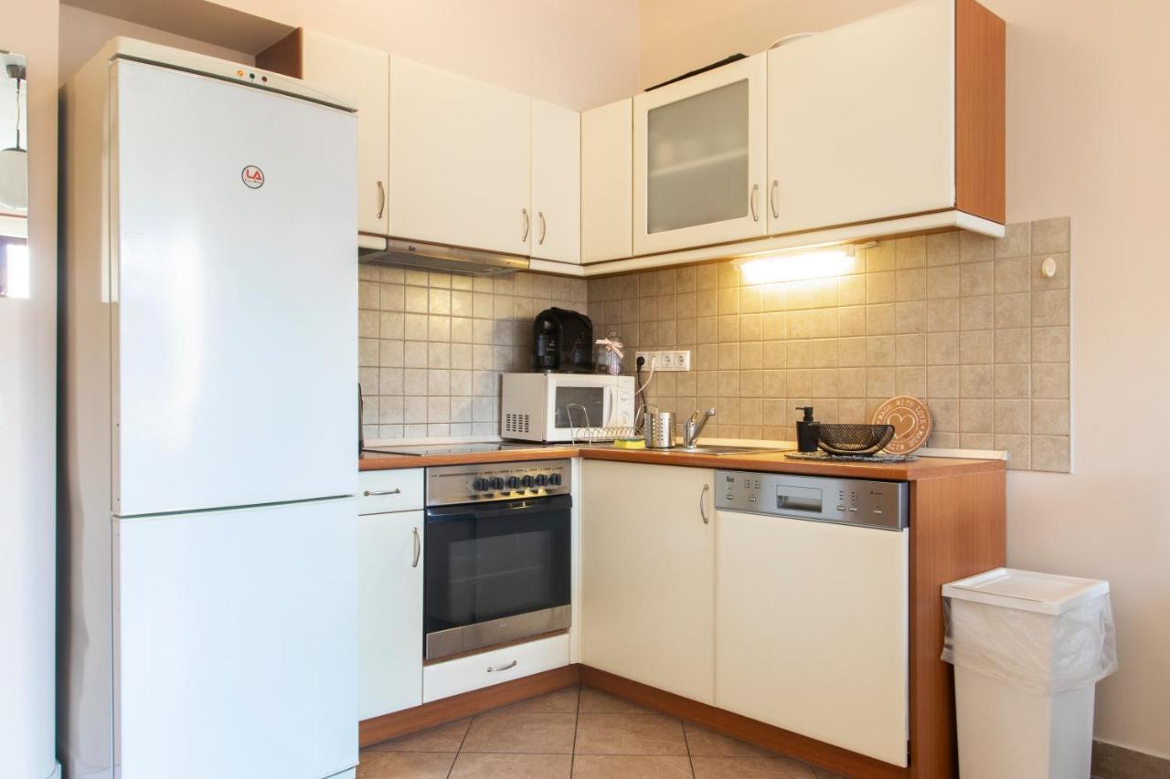 Momo Luxury Apartments Budapest Opera Luaran gambar